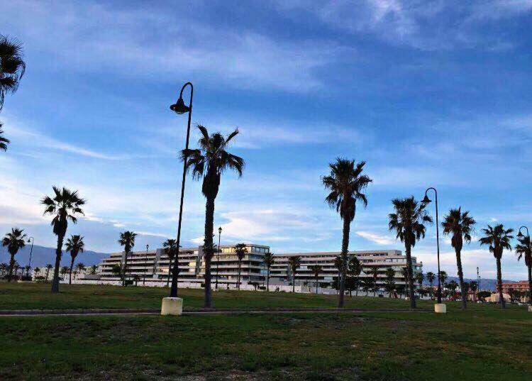 Apartamento Lujo, Primera Linea Playa, Garaje, Wifi, Piscina Climatizada Ροκέτας ντε Μαρ Εξωτερικό φωτογραφία
